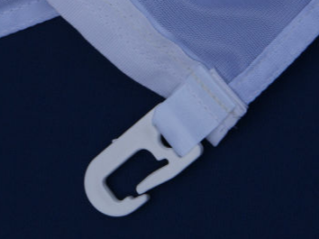 Karabińczyk plastikowy do montażu flagi