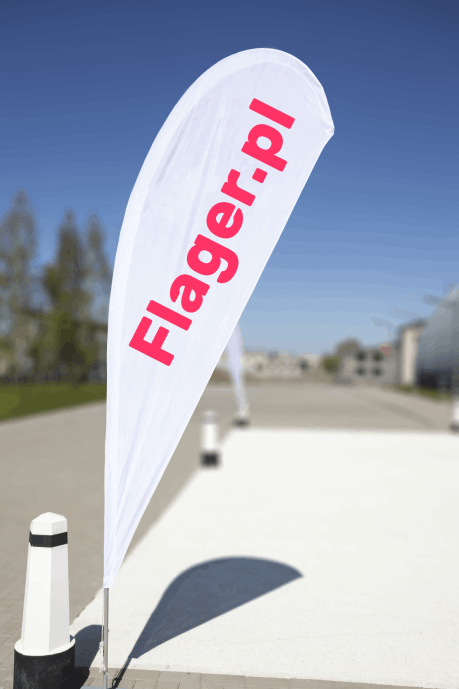 Flagi reklamowe w kształcie Łezka (Teardrop) z aluminium i włókna szklanego z logo Flager.pl - grafika